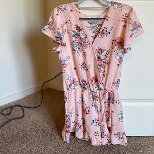 Flowery pink romper